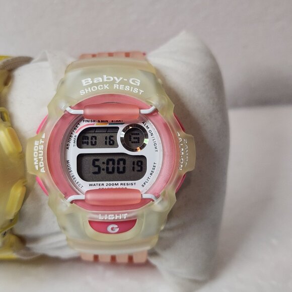 Casio G Shock - VIntage great shape set of 2 Baby G - Picture 7 of 16